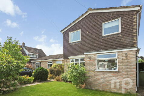 3 bedroom detached house for sale