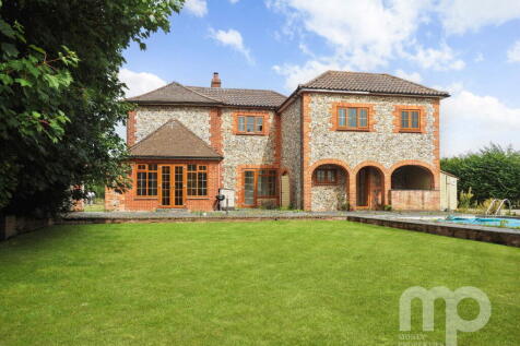 5 bedroom detached house for sale