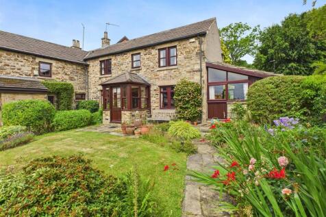 Whirlow Farm Mews, Whirlow, Sheffield 3 bed semi