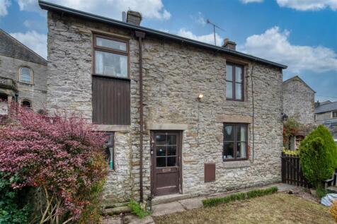 Towngate, Bradwell, Hope Valley 2 bed detached house for sale