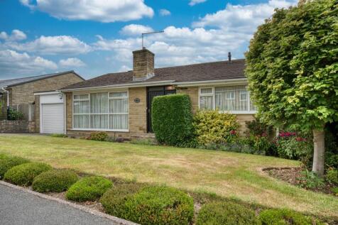 Over Road, Baslow, Bakewell 3 bed detached bungalow for sale