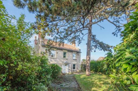 Bath Road, Longwell Green, Bristol 4 bed detached house for sale