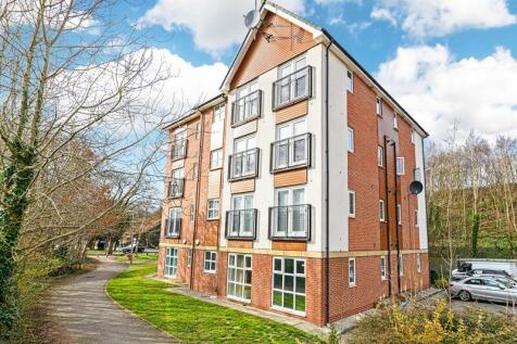 Clearwater Quays, Latchford, Warrington 2 bed apartment for sale