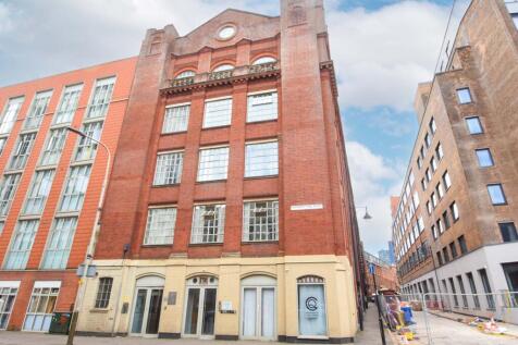 3 bedroom flat for sale
