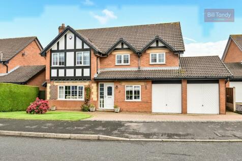 4 bedroom detached house for sale