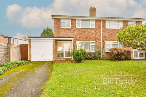 Simpson Road, Lichfield, WS13 3 bed semi