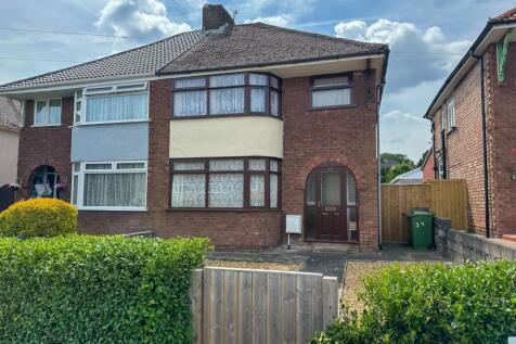 Durban Road, Patchway, Bristol... 3 bed semi