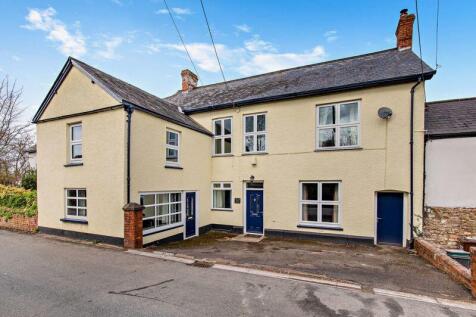 Cullompton EX15 5 bed end of terrace house for sale