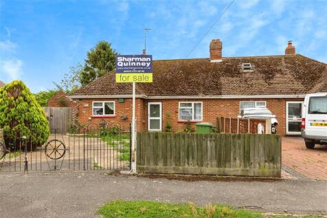 2 bedroom semi-detached bungalow for sale
