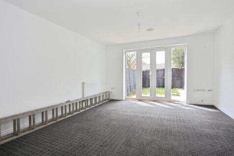 4 bedroom town house for sale