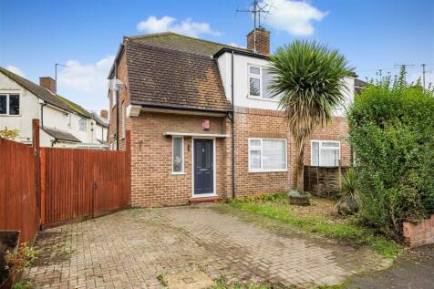 2 bedroom semi-detached house for sale
