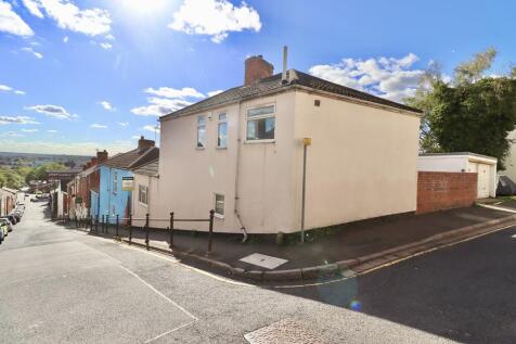 2 bedroom detached house for sale