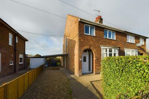 3 bedroom semi-detached house for sale