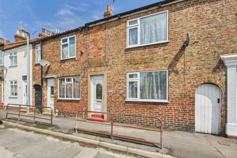 Eastgate South, Driffield, YO25 6LW 4 bed terraced house for sale