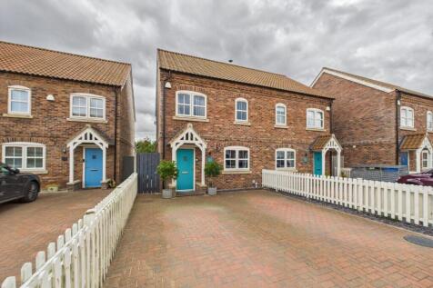 Rudds Green, Nafferton, YO25 4PF 3 bed semi