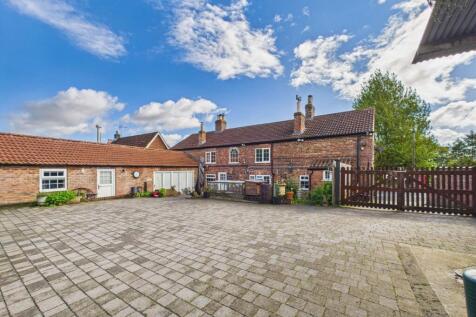 Main Street, Fridaythorpe, YO25 9RS 5 bed detached house for sale