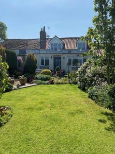 Corner Cottage, Gransmoor, YO25 8HX 2 bed semi