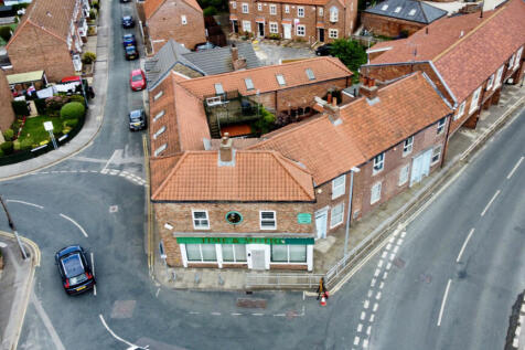 5 bedroom terraced house for sale