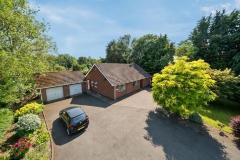 Bowl Alley Lane, Horncastle 3 bed detached bungalow for sale
