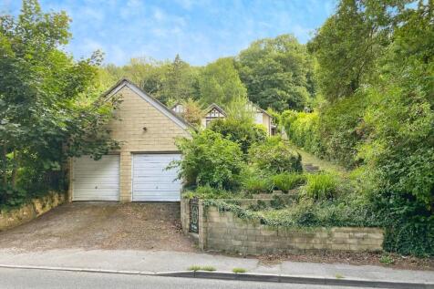 4 bedroom bungalow for sale
