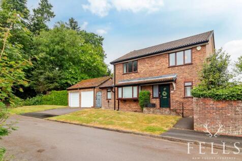 Normandy Way, Fordingbridge SP6 4 bed detached house for sale