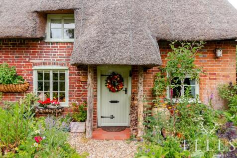 Bickton, Fordingbridge SP6 2 bed detached house for sale