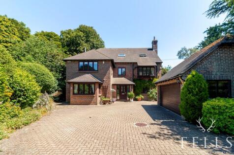 Christchurch Road, Ringwood BH24 4 bed detached house for sale