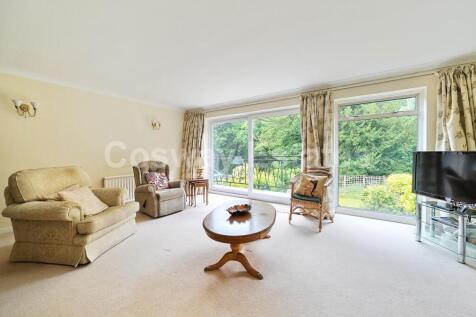 The Ridgeway, Mill Hill Village, NW7 4 bed house for sale