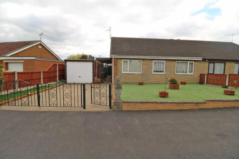 3 bedroom semi-detached bungalow for sale