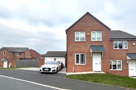 3 bedroom semi-detached house for sale