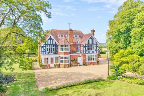 Soulbury, Buckinghamshire 7 bed detached house for sale