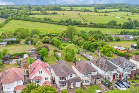 Old Watling Street, Flamstead, AL3 5 bed detached house for sale