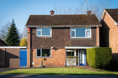 Ravensdale Gardens, Walsall WS5 4 bed link detached house for sale