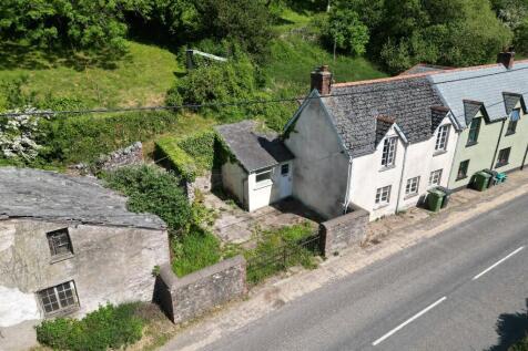 2 bedroom cottage for sale