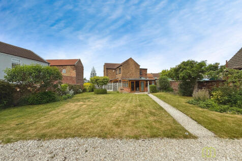 Dog  Duck Lane, Gainsborough DN21 3 bed detached house for sale