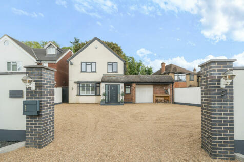 Hollybush Lane, Denham, Buckinghamshire 3 bed detached house for sale