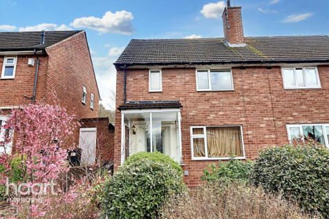 2 bedroom semi-detached house for sale