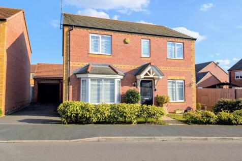 Hoo Walk, Polesworth, B78 4 bed detached house for sale