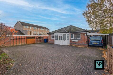 2 bedroom semi-detached bungalow for sale