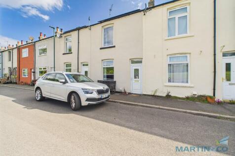 2 bedroom terraced house for sale