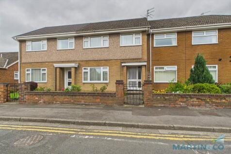 Priory Court, Guisborough 3 bed terraced house for sale