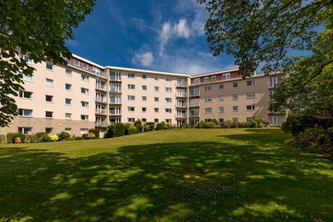 38 Abbotsford Court, Merchiston... 3 bed flat for sale