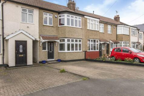 Bodiam Close, Enfield EN1 3 bed terraced house for sale