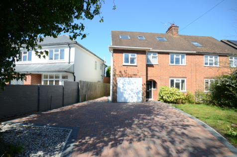 5 bedroom semi-detached house for sale