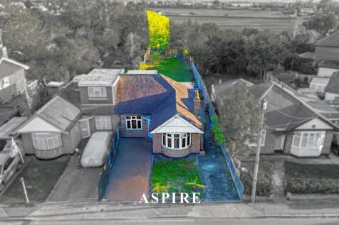 4 bedroom bungalow for sale