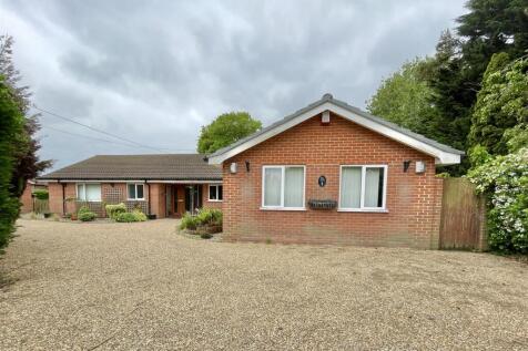 Brewers Green Lane, Diss 4 bed bungalow for sale