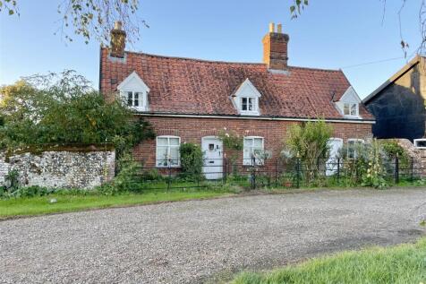 The Green, Old Buckenham 4 bed detached house for sale
