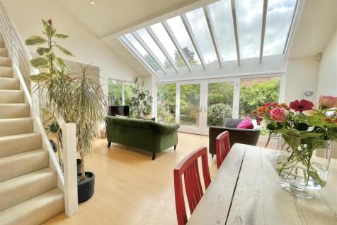 Avenue Road, Wymondham 3 bed bungalow for sale