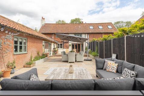 Reymerston 4 bed detached house for sale