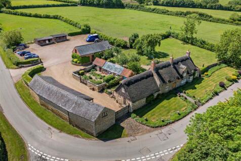 Oakham Road, Brooke, Rutland 5 bed detached house for sale